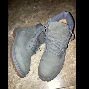 Gray Suede Timberland Size 6